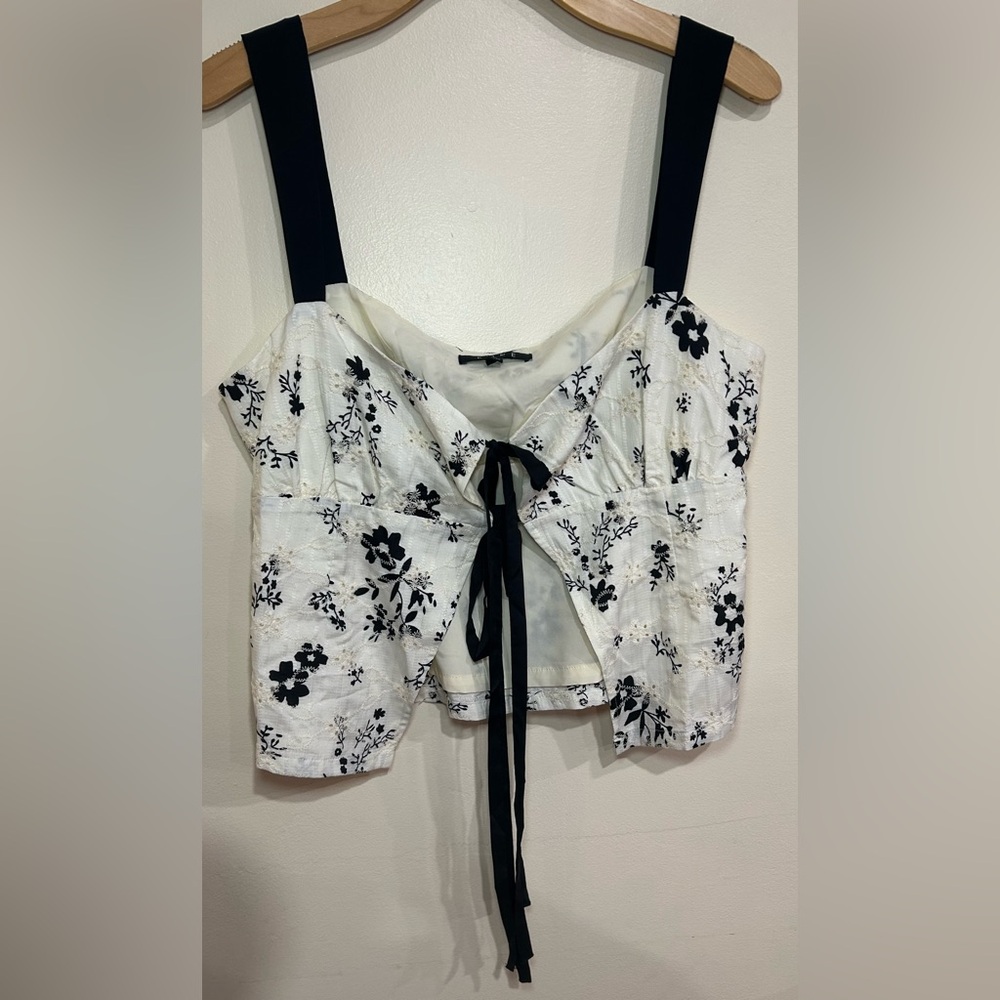 FORE  All The Buzz Eyelet Floral Bow Tie Top (Ivory/Black) Size Large